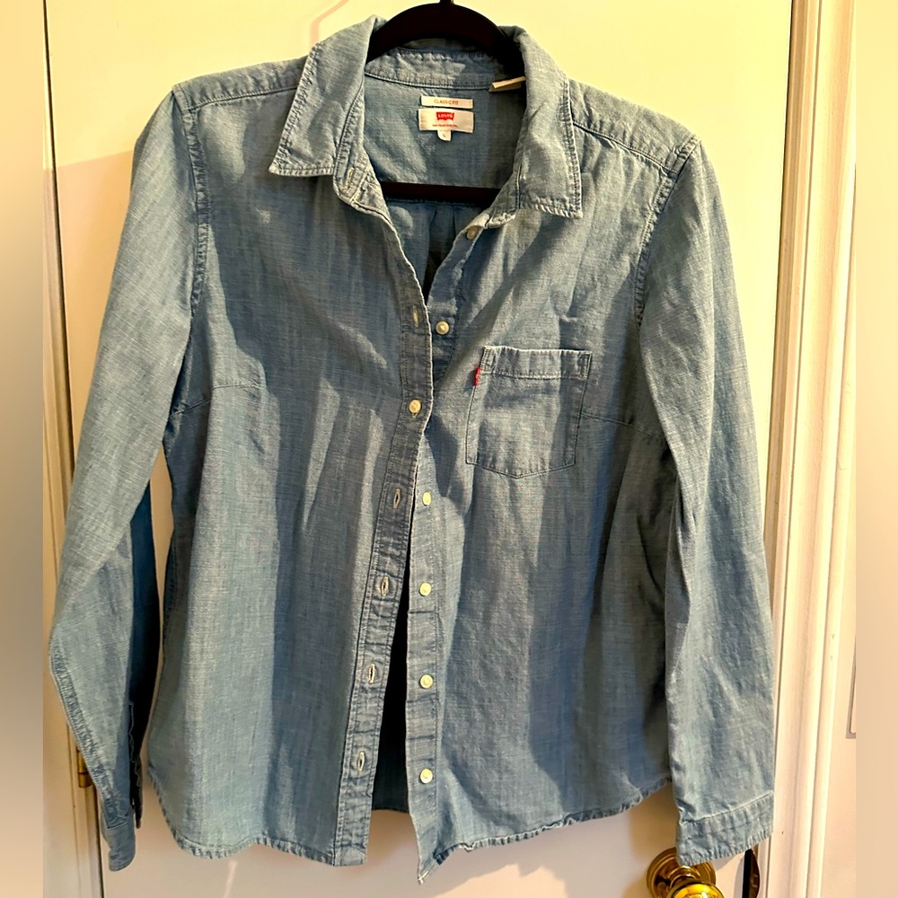 Levi's Light Blue Denim Shirt Large Womens Button Down Jean